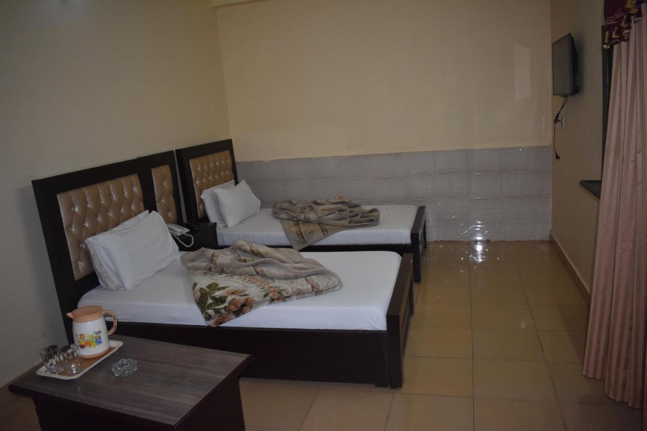 Hotel Sky Inn Rawalpindi Esterno foto