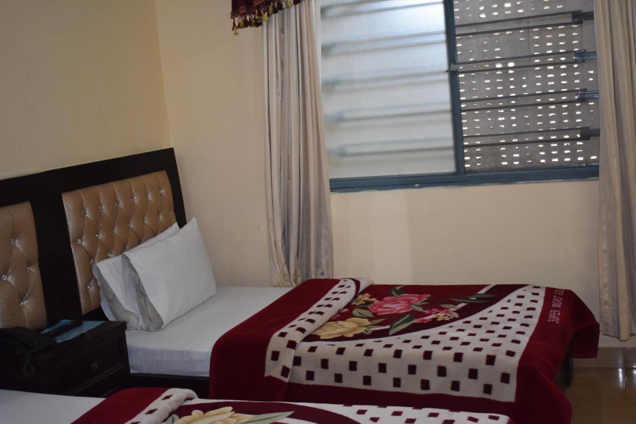 Hotel Sky Inn Rawalpindi Esterno foto